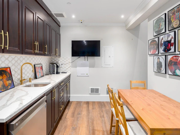 8483 Wiltshire Street, Vancouver, BC, V6P 5H6 - 38