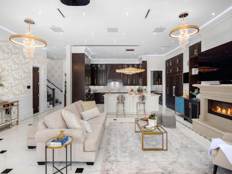 8483 Wiltshire Street, Vancouver, BC, V6P 5H6 - 6