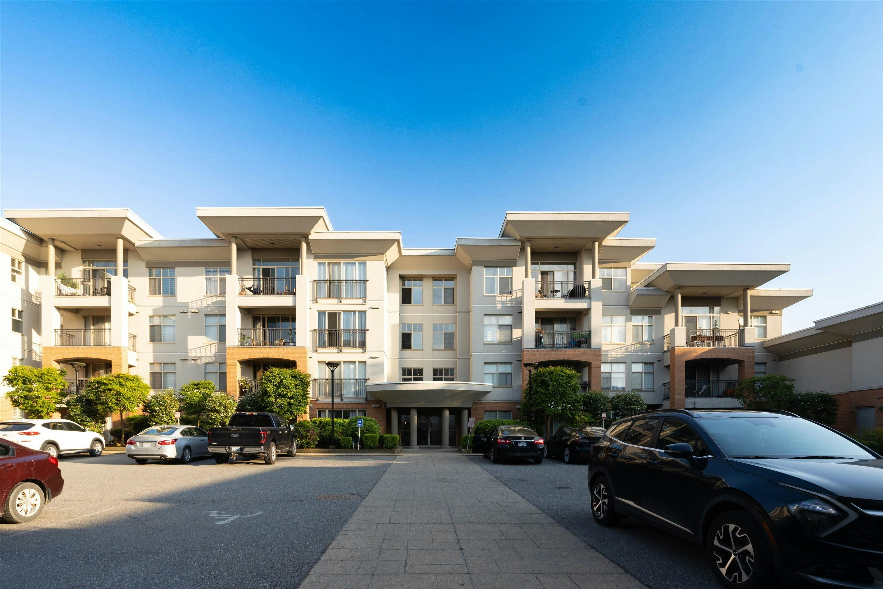 111-33545 Rainbow Avenue, Abbotsford, BC, V2S 1Z6