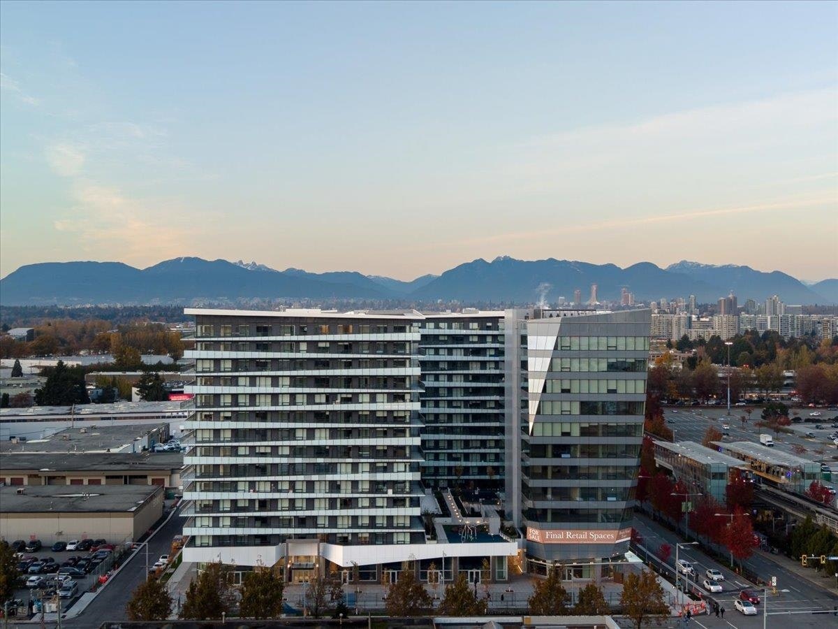 PH1506-7977 Lansdowne Road, Richmond, BC, V6X 0X7