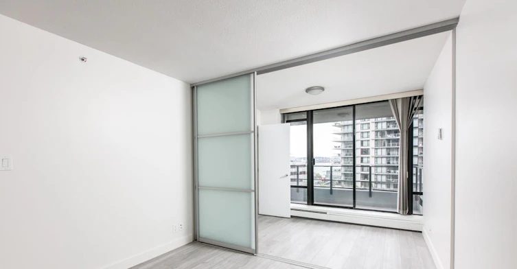 602-151 W 2nd Street, North Vancouver, BC, V7M 3P1 - 4