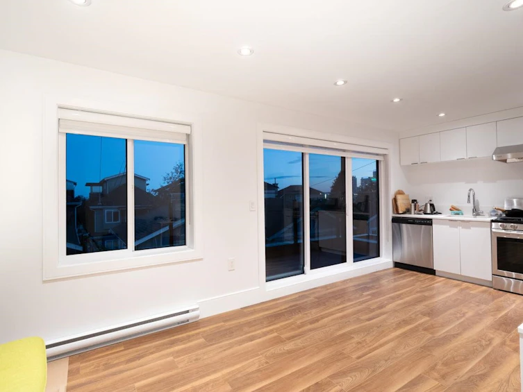 136 E 61st Avenue, Vancouver, BC, V5X 2B4 - 35