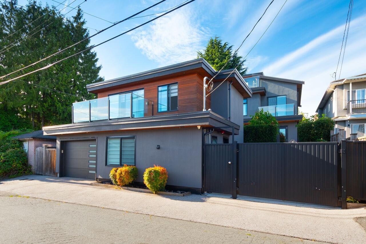 136 E 61st Avenue, Vancouver, BC, V5X 2B4 - 36