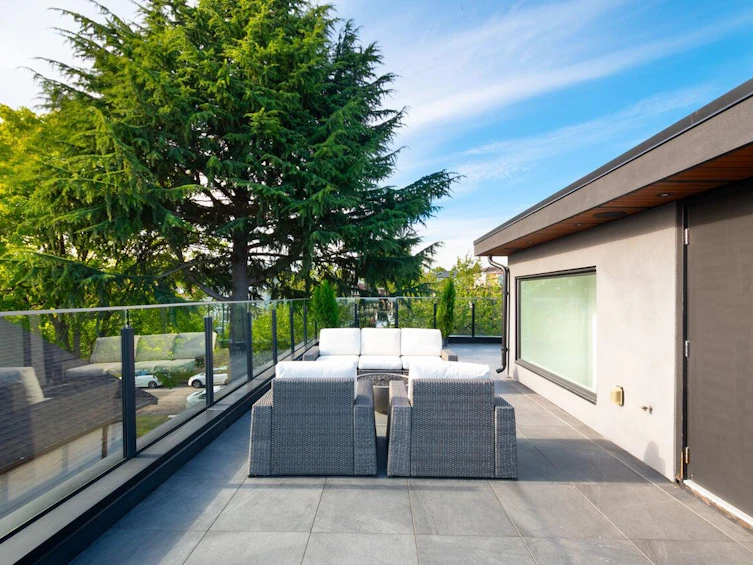 136 E 61st Avenue, Vancouver, BC, V5X 2B4 - 25