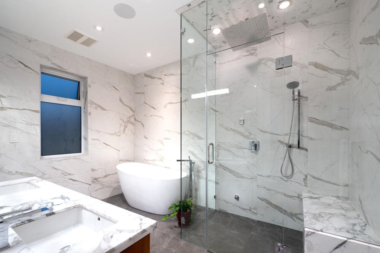 136 E 61st Avenue, Vancouver, BC, V5X 2B4 - 15