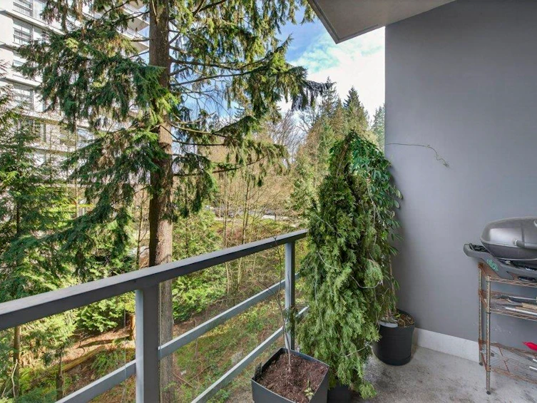210-9080 University Crescent, Burnaby, BC, V5A 0B7 - 13