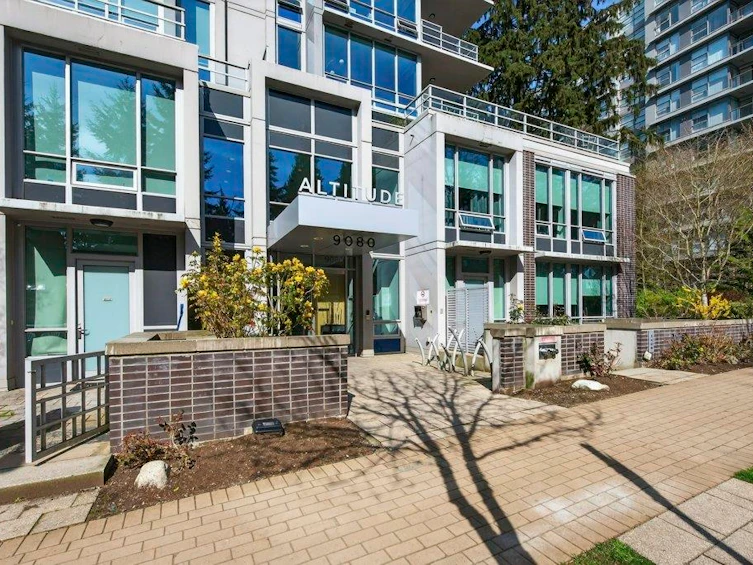 210-9080 University Crescent, Burnaby, BC, V5A 0B7 - 27