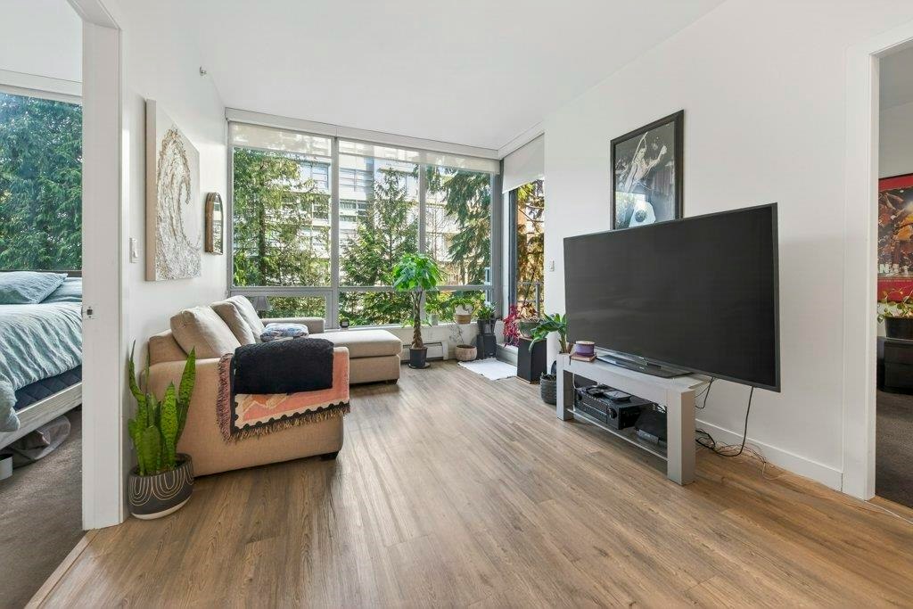 210-9080 University Crescent, Burnaby, BC, V5A 0B7 - 9