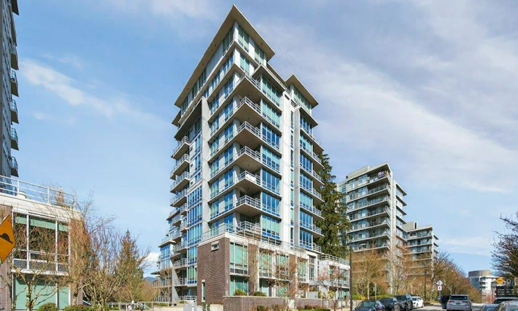 210-9080 University Crescent
