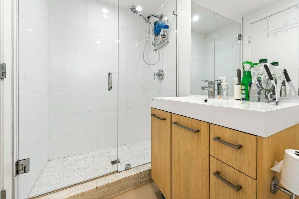 210-9080 University Crescent, Burnaby, BC, V5A 0B7 - 19