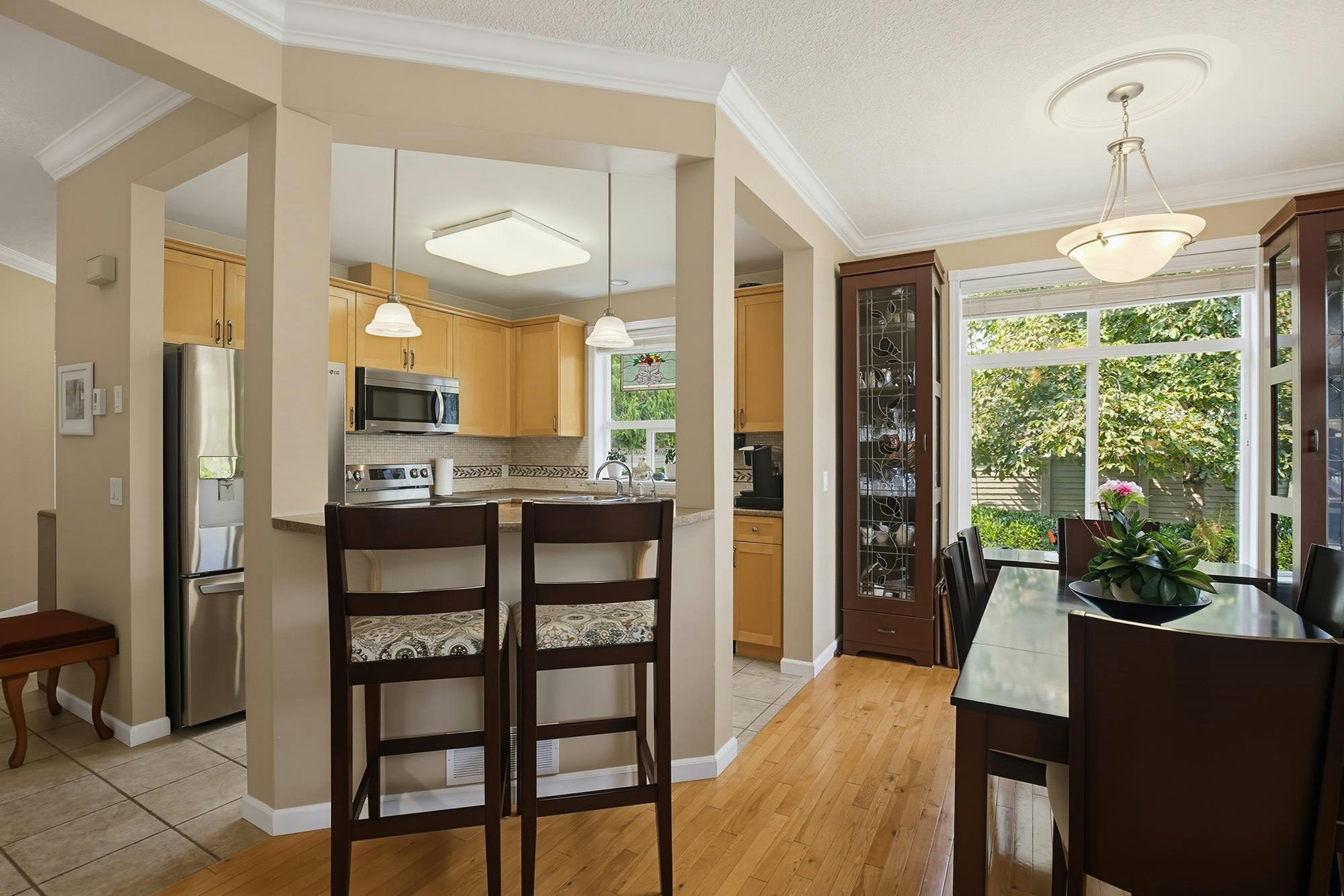10-32849 Egglestone Avenue - 2