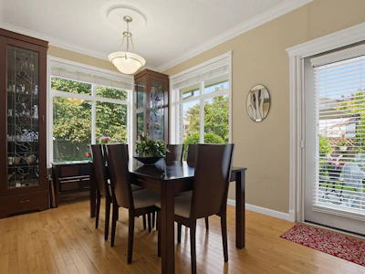10-32849 Egglestone Avenue - 5