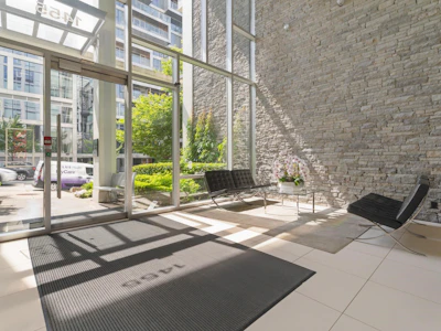 1202-1455 Howe - 5
