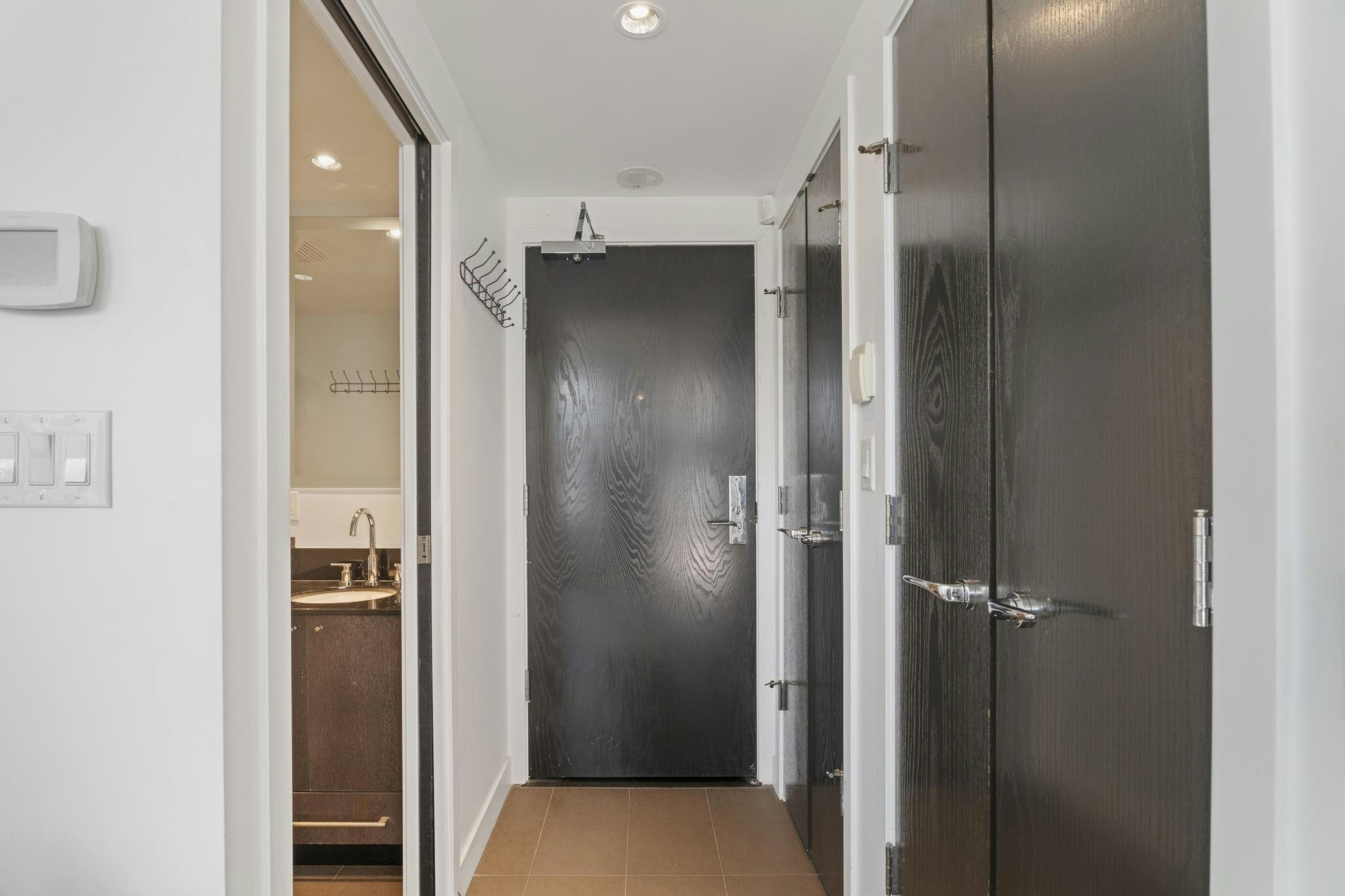 1202-1455 Howe, Vancouver, BC, V6Z 1C2 - 6