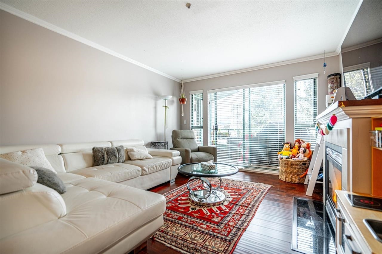 P02-223 Mountain Highway, North Vancouver, BC, V7J 3V3