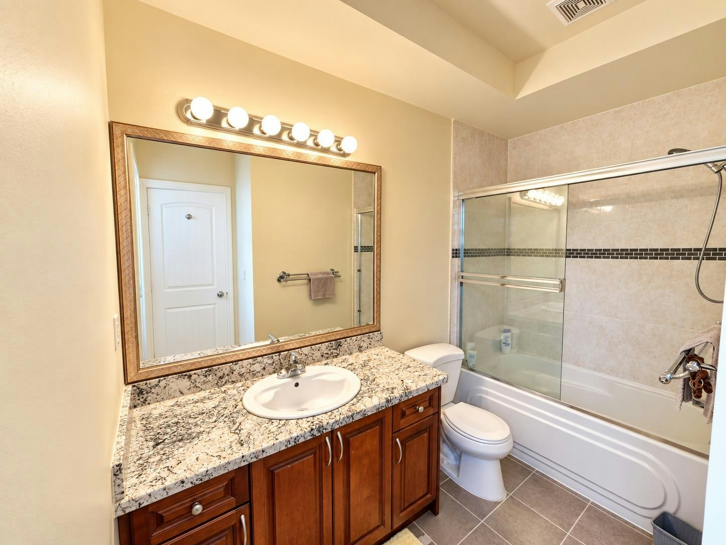 6040 Adams Place, Richmond, BC, V7C 2W1 - 21