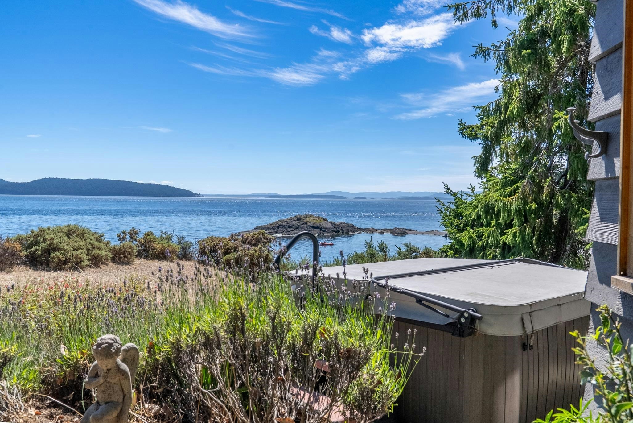 9919 Southlands Drive, Pender Island, BC, V0N 2M3 - 30