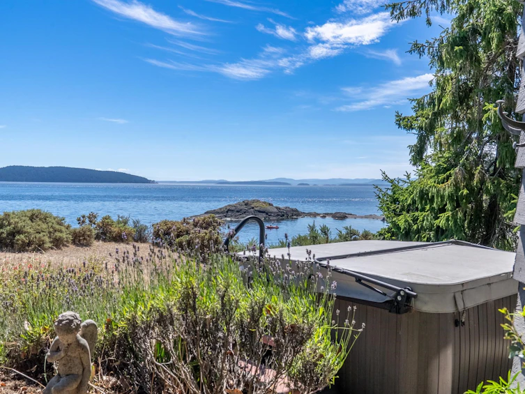9919 Southlands Drive, Pender Island, BC, V0N 2M3 - 30