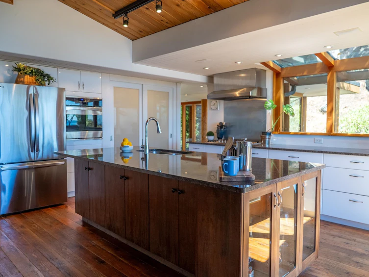 9919 Southlands Drive, Pender Island, BC, V0N 2M3 - 11
