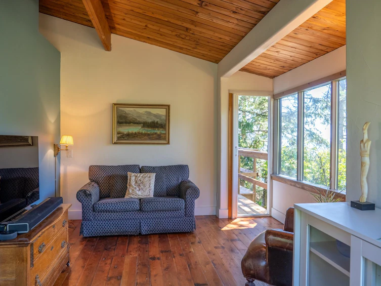 9919 Southlands Drive, Pender Island, BC, V0N 2M3 - 20