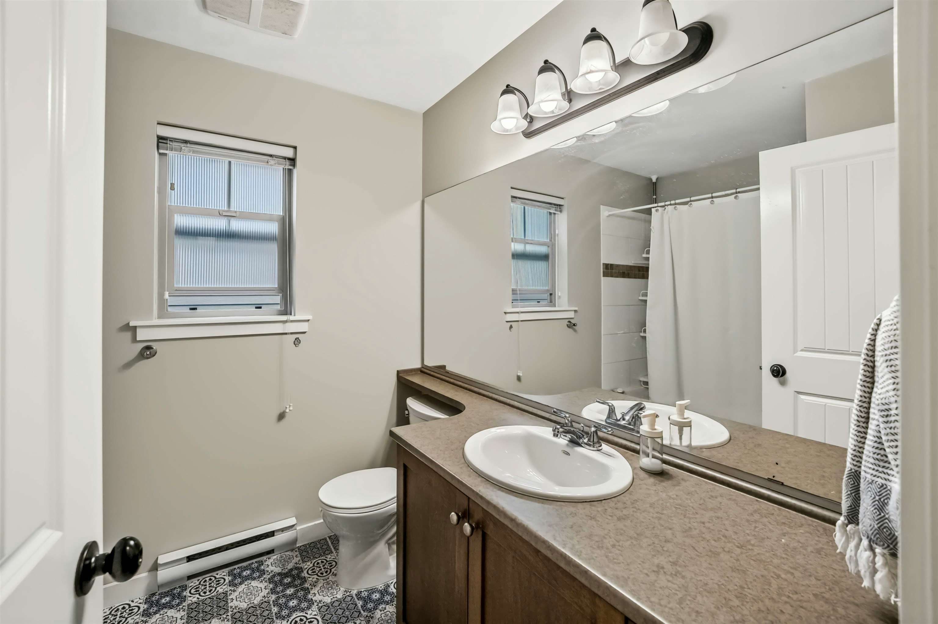 1812 Ravenwood Trail, Cultus Lake, BC, V2R 0E1 - 18
