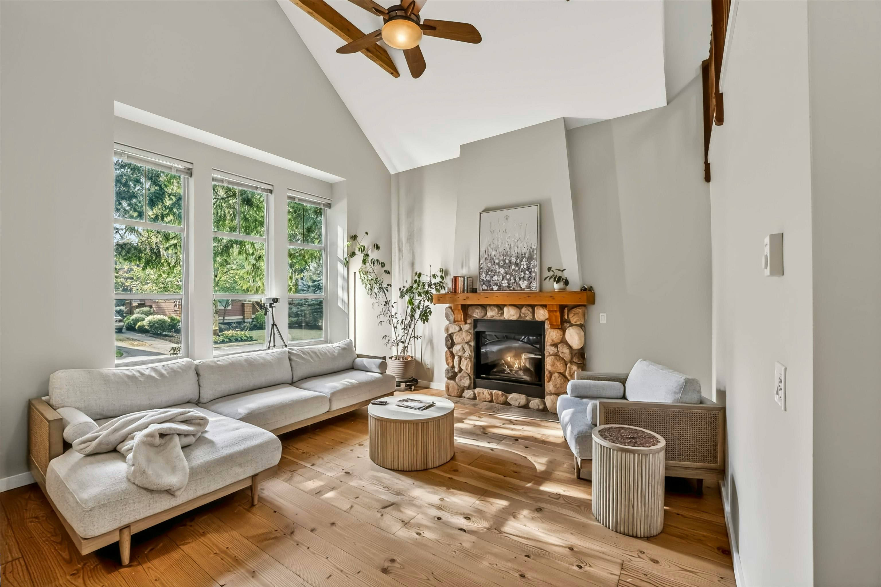 1812 Ravenwood Trail, Cultus Lake, BC, V2R 0E1 - 15