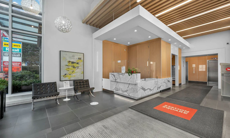 2709-4688 Kingsway