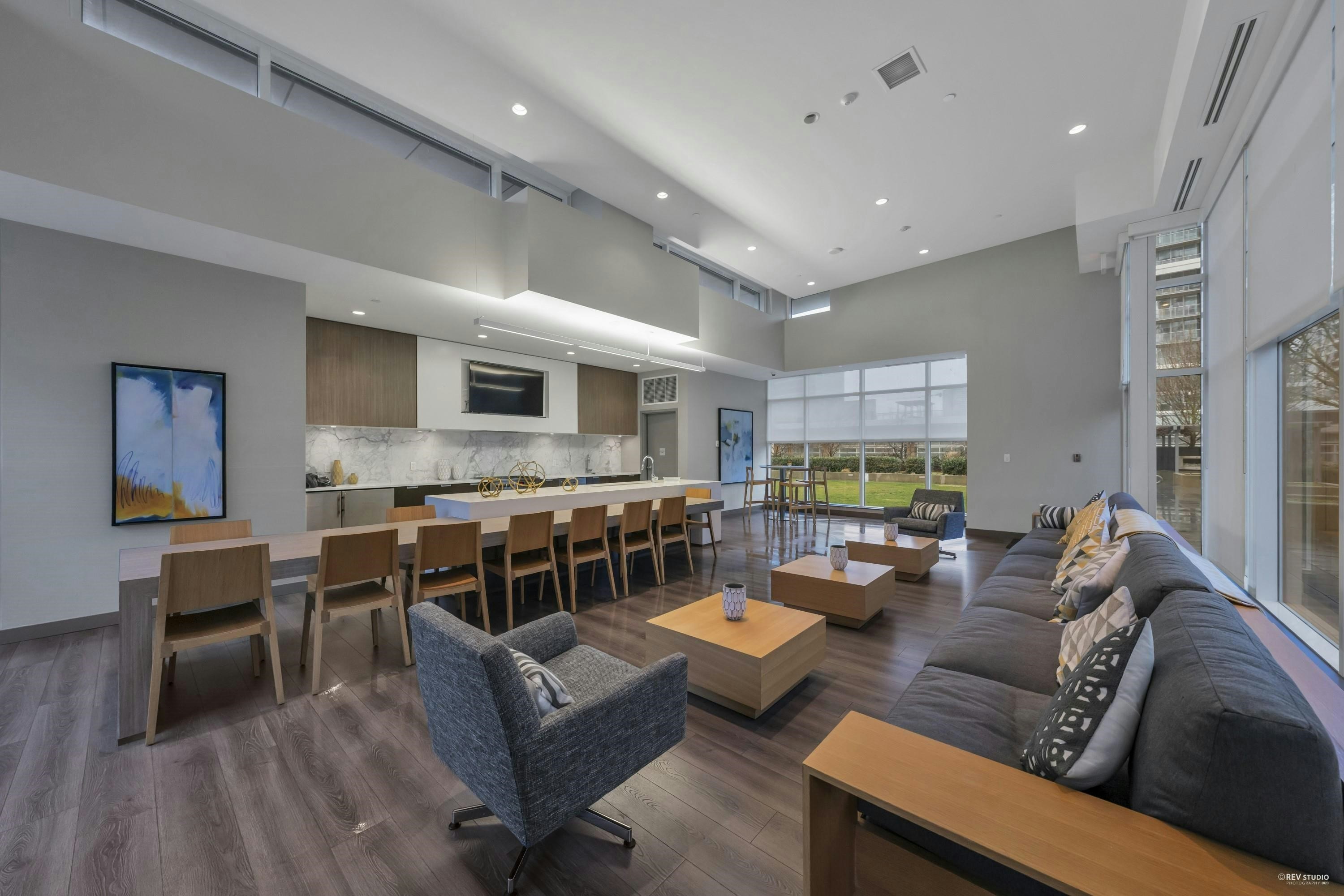 2709-4688 Kingsway - 5