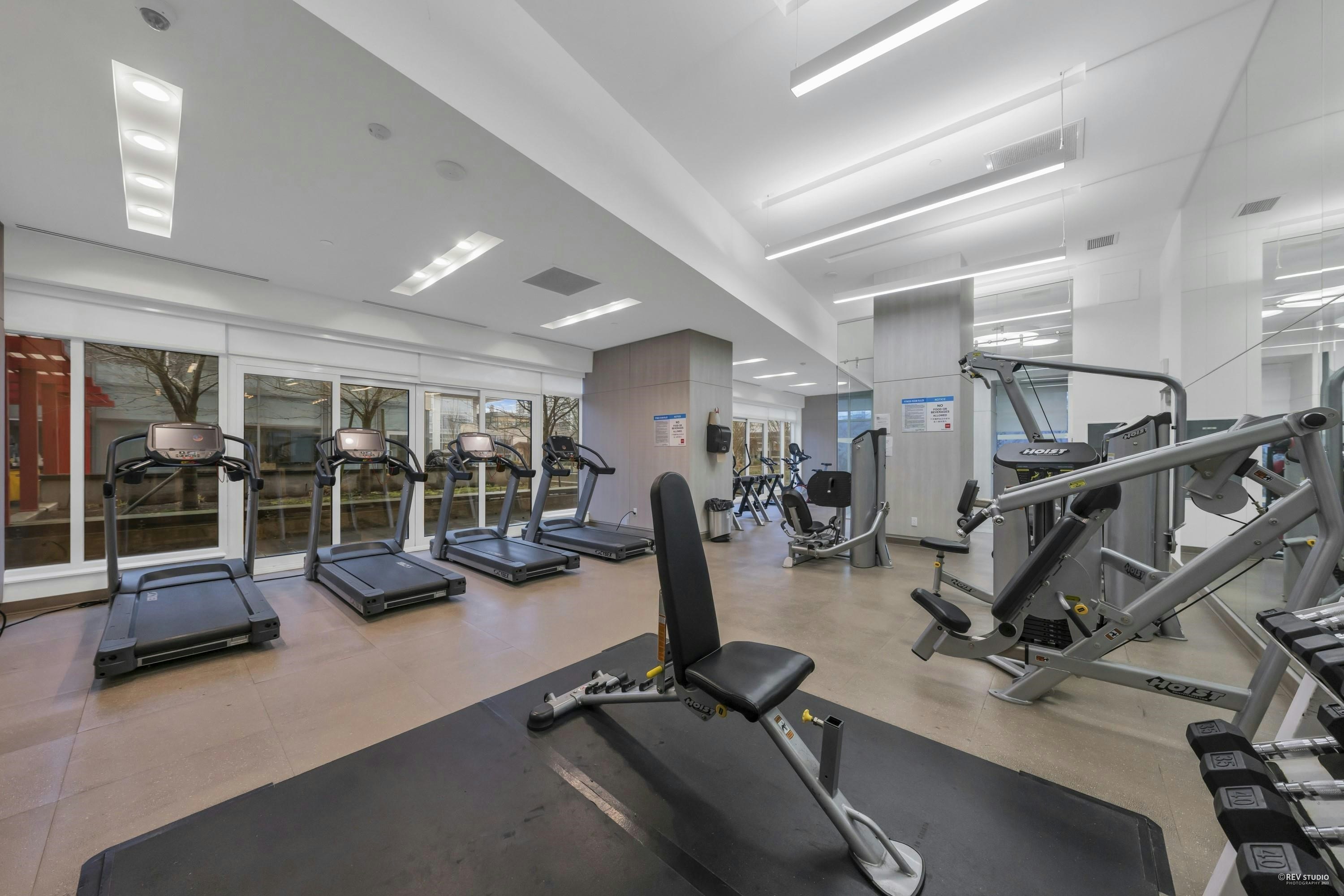 2709-4688 Kingsway - 3