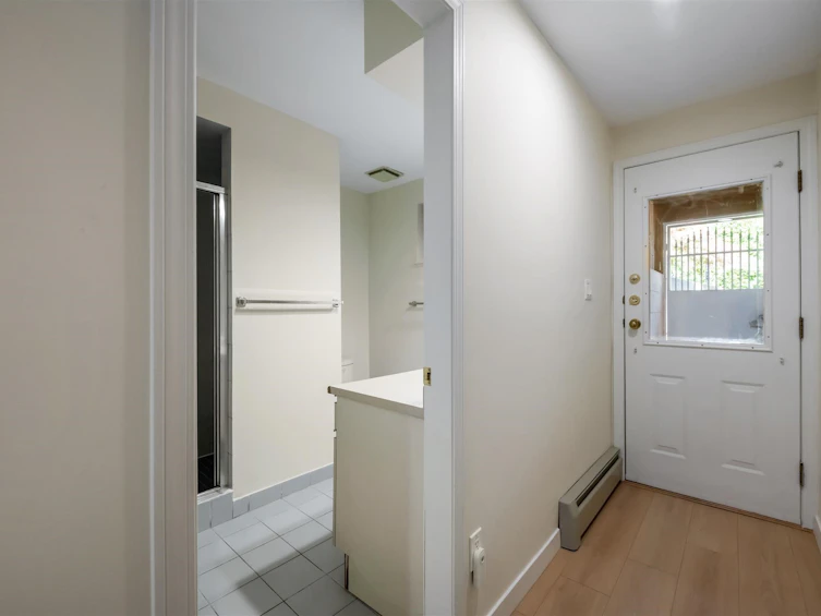 2855 W 37th Avenue, Vancouver, BC, V6N 2T7 - 25