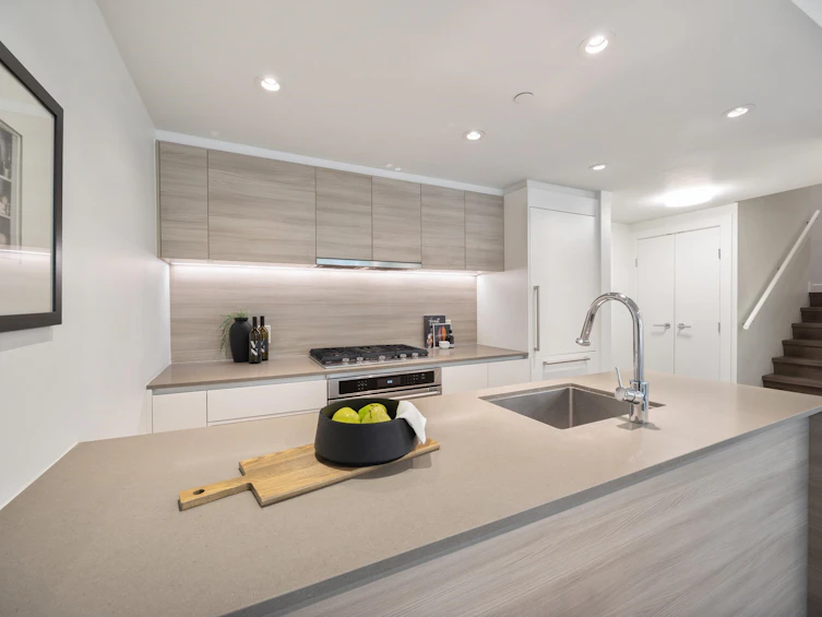 TH2-988 Quayside Drive, New Westminster, BC, V3M 0L5 - 9