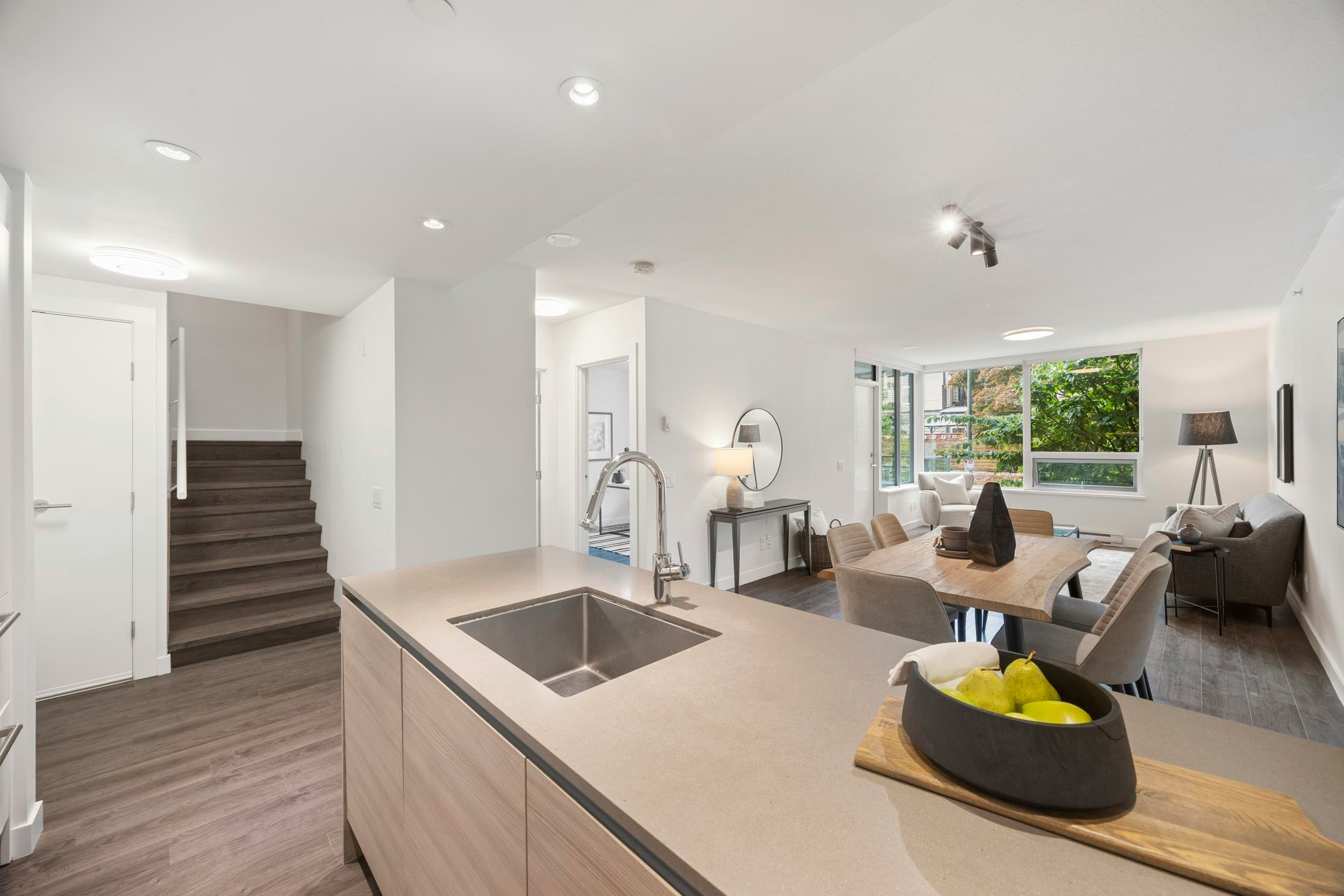 TH2-988 Quayside Drive, New Westminster, BC, V3M 0L5 - 11
