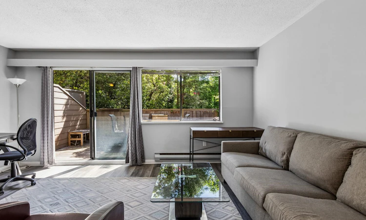 102-107 W 27th Street