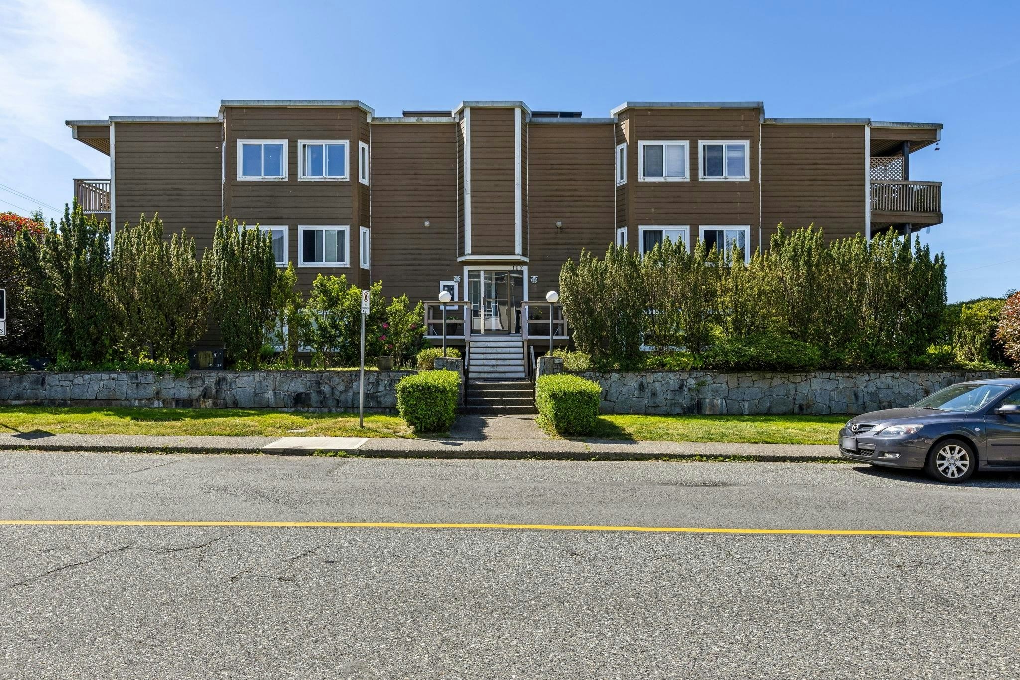 102-107 W 27th Street, North Vancouver, BC, V7N 4G5 - 18