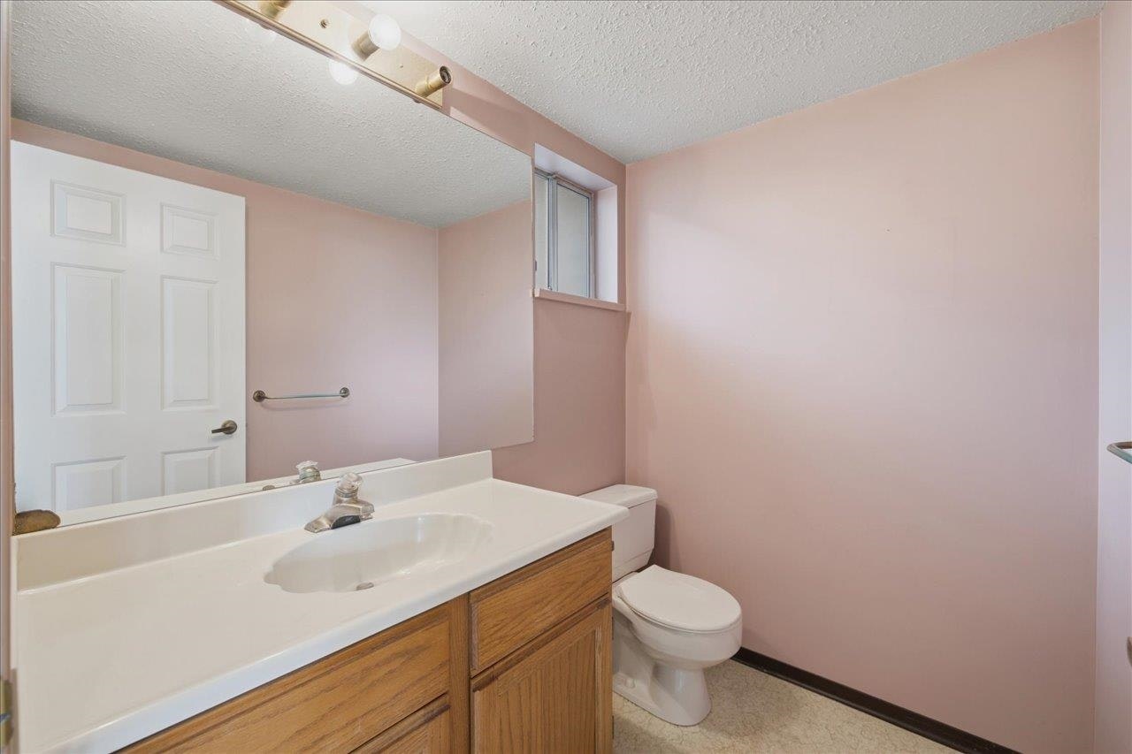 3661 Handel Avenue, Vancouver, BC, V5S 4G7 - 16