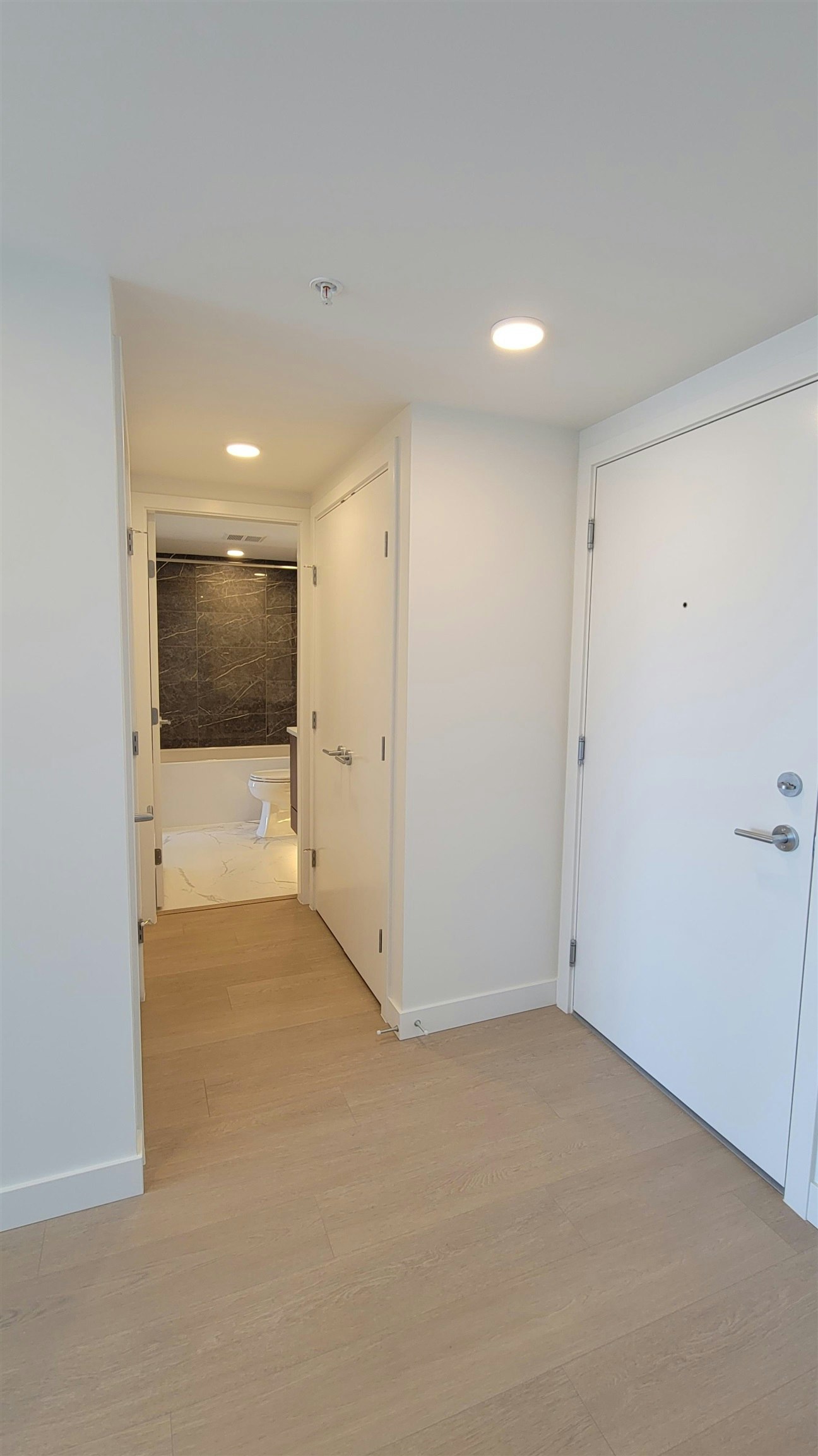 2604-7769 Park Crescent, Burnaby, BC, V3N 0J7 - 17