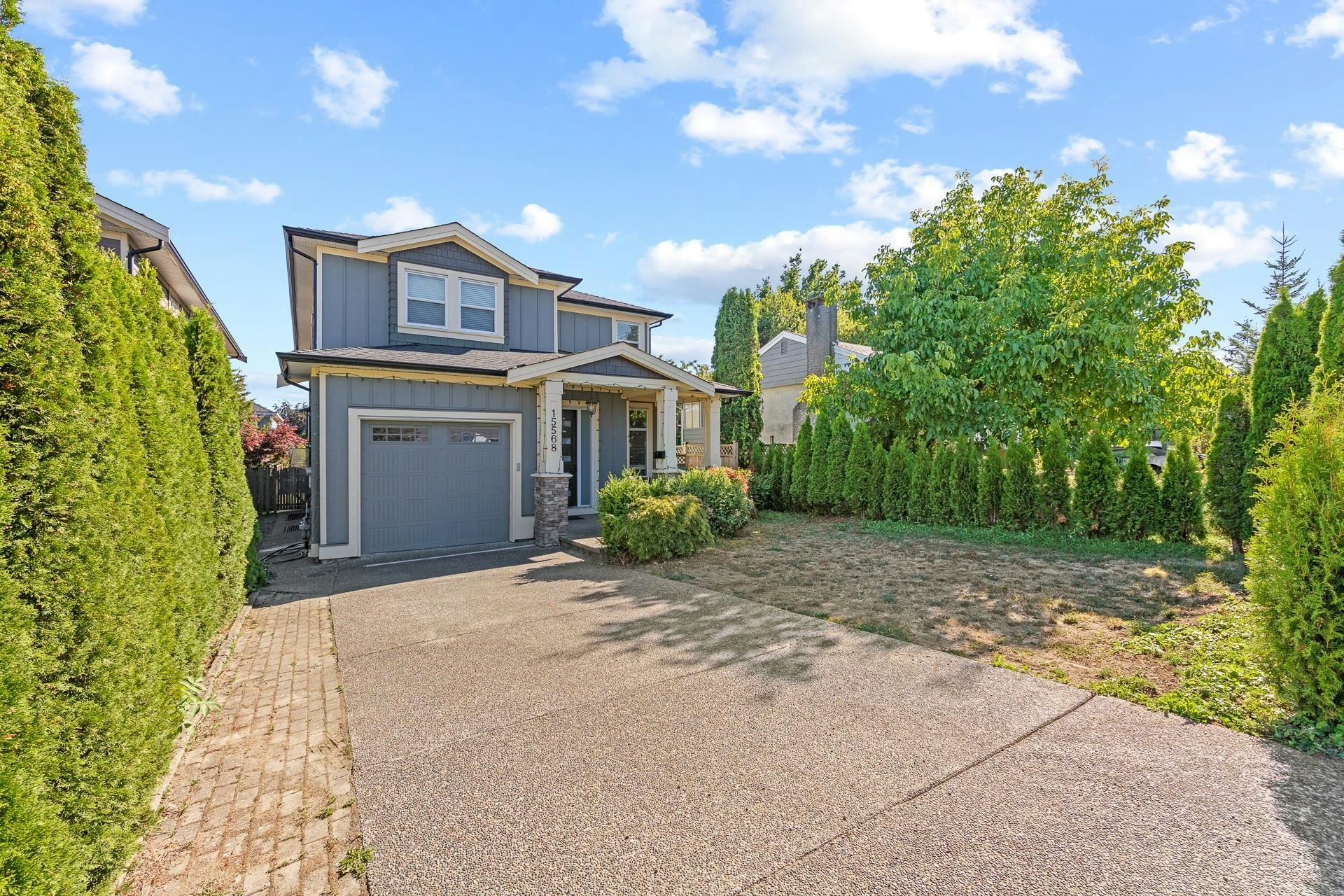 15568 Russell Avenue, Surrey, BC, V4B 2R3