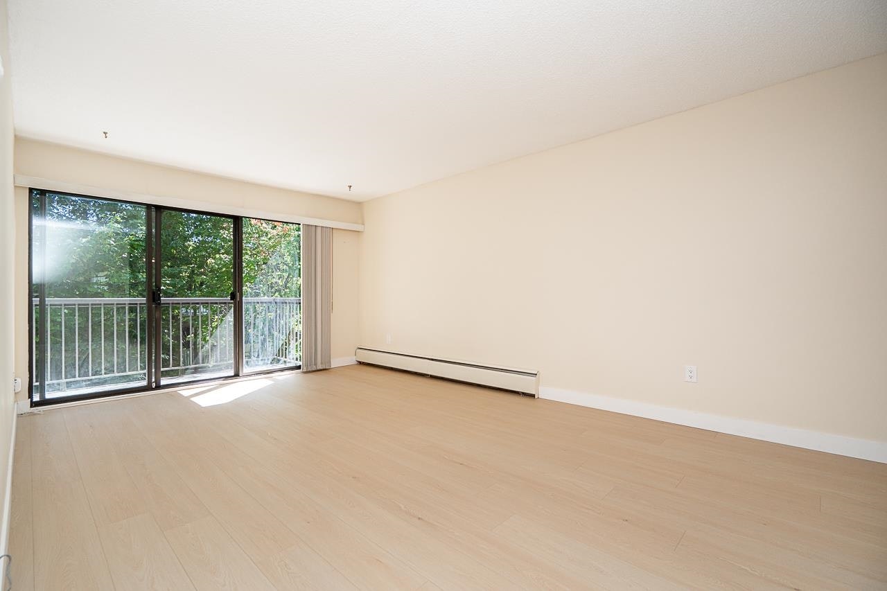 208-15020 North Bluff Road, Surrey, BC, V4B 5A4 - 5
