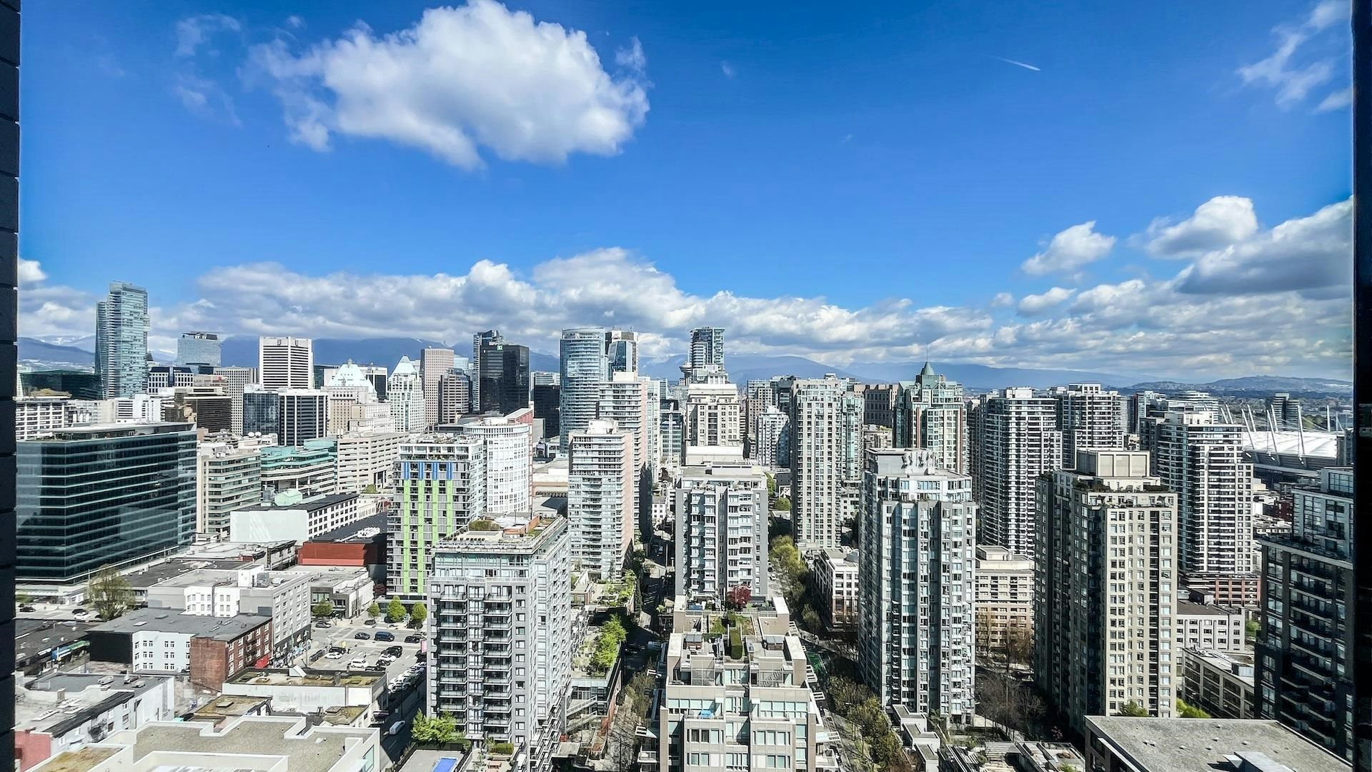 3202-1111 Richards Street, Vancouver, BC, V6B 3E1