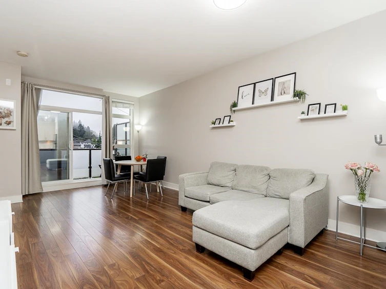 419-55 Eighth Avenue, New Westminster, BC, V3L 0E8 - 3