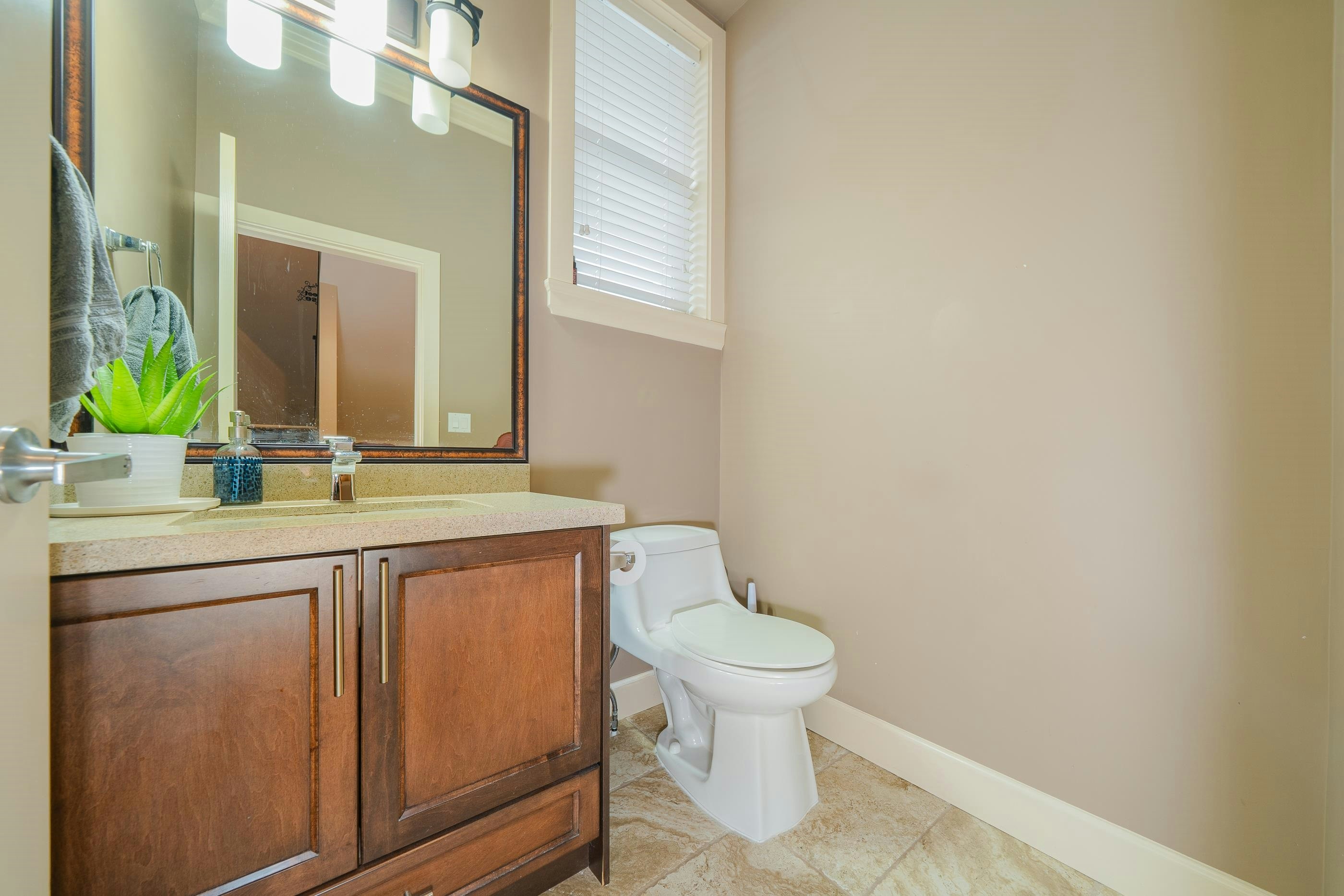 1353 Hames Crescent, Coquitlam, BC, V3E 0G4 - 15