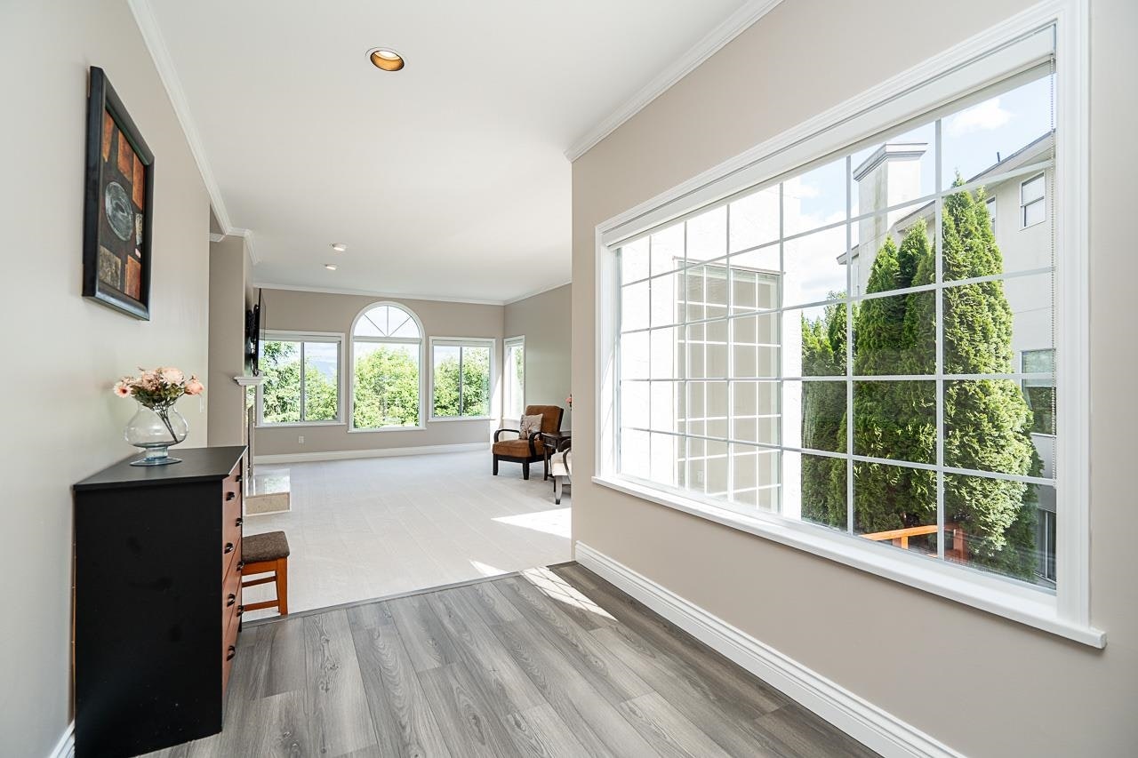 2775 Nadina Drive - 5