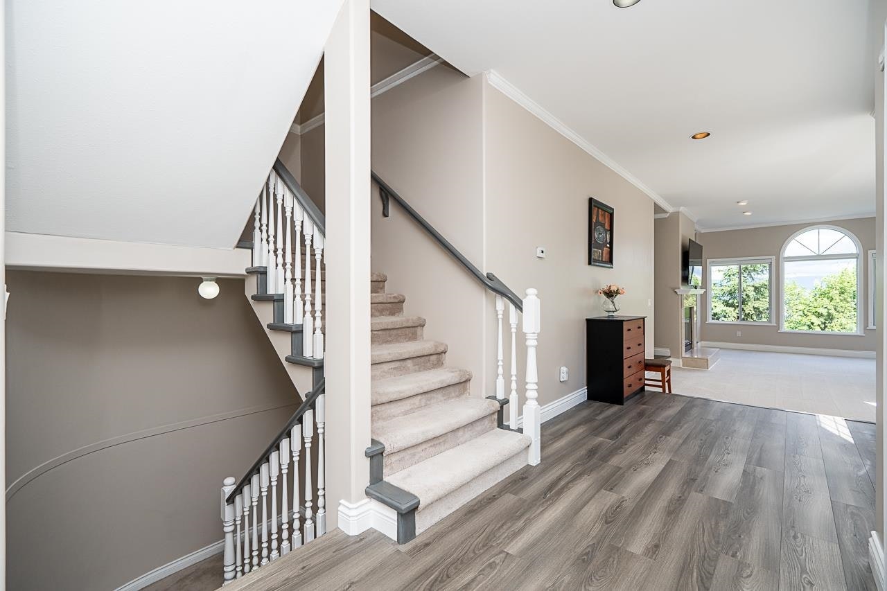 2775 Nadina Drive - 4