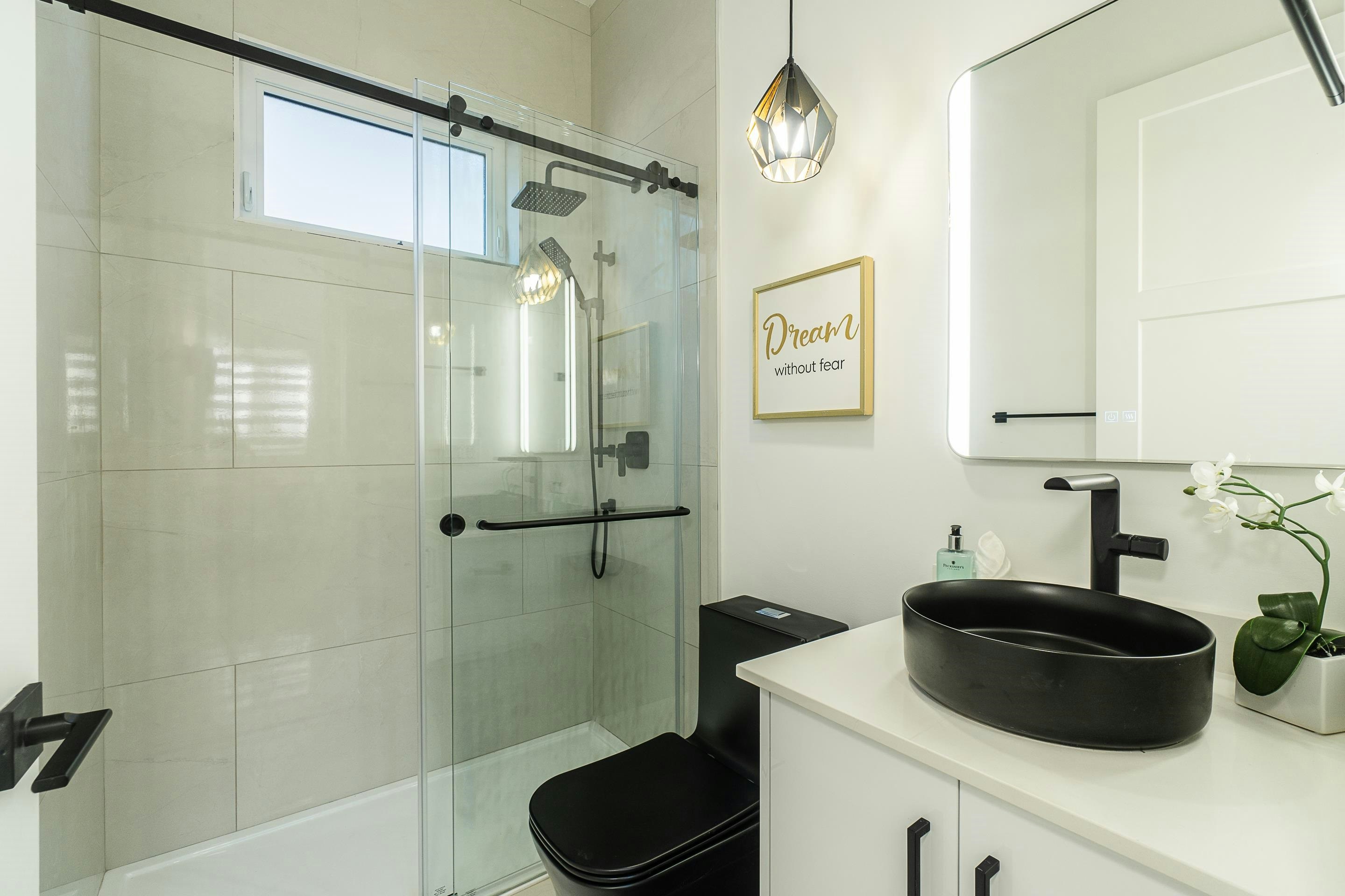 4152 Pender Street, Burnaby, BC, V5C 2M2 - 12