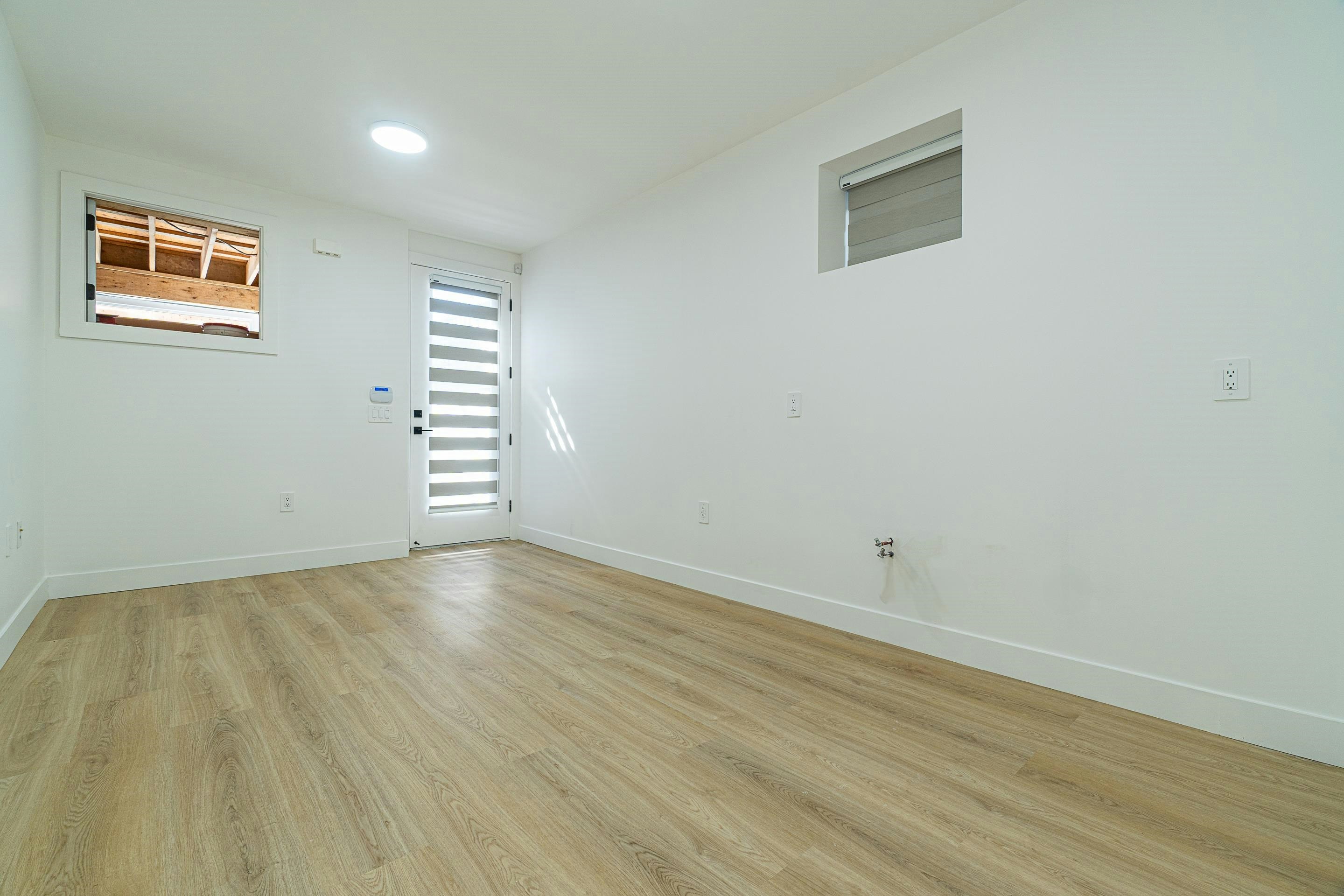 4152 Pender Street, Burnaby, BC, V5C 2M2 - 31