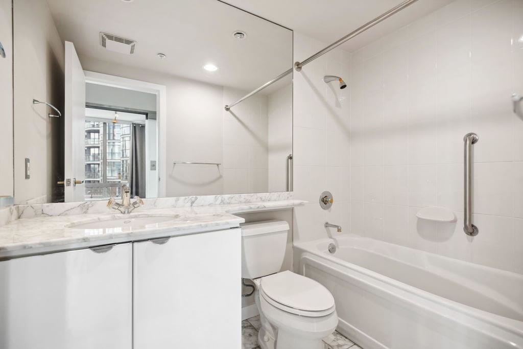 2703-837 W Hastings Street, Vancouver, BC, V6C 1C6 - 26