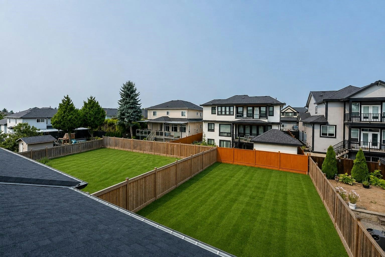 102-18573 56 Avenue, Surrey, BC, V3S 8J3 - 27