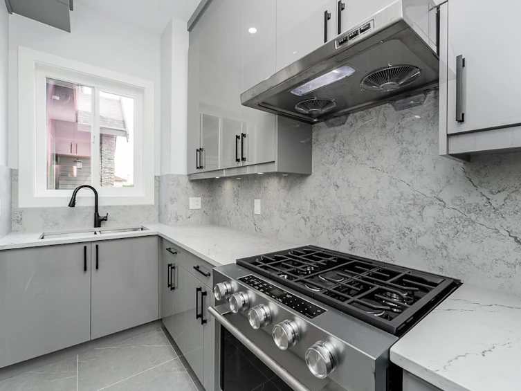 102-18573 56 Avenue, Surrey, BC, V3S 8J3 - 13