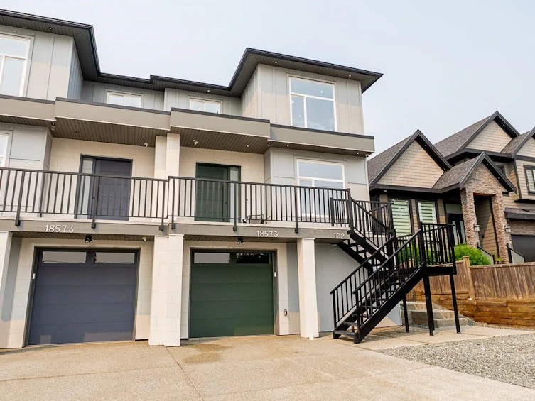 102-18573 56 Avenue, Surrey, BC, V3S 8J3 - 2