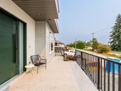 102-18573 56 Avenue - 5
